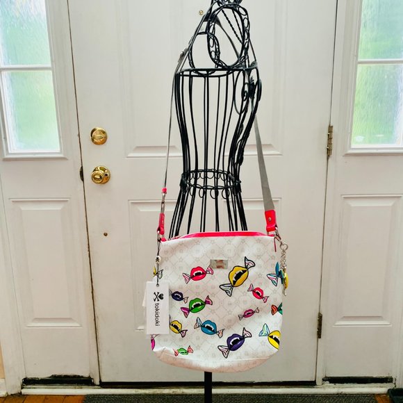 TOKIDOKI PICO FLUO VAMPIRE LIPS CROSSBODY BAG WITH DUST BAG - Picture 13 of 13